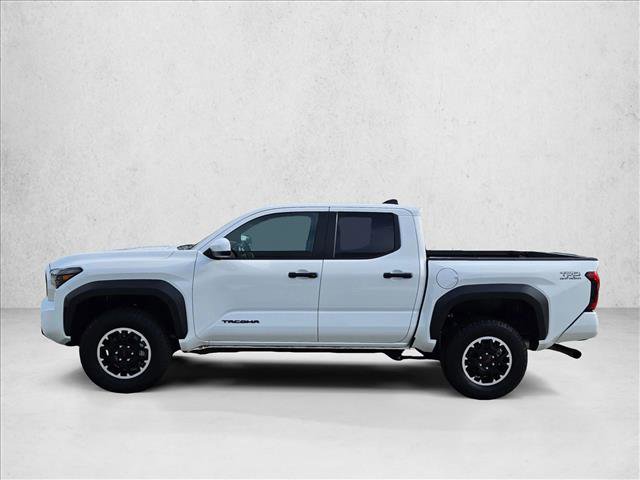 Used 2025 Toyota Tacoma TRD Off-Road image 9
