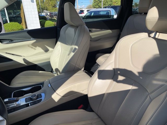 Used 2023 INFINITI QX60 Luxe AWD/4WD image 4