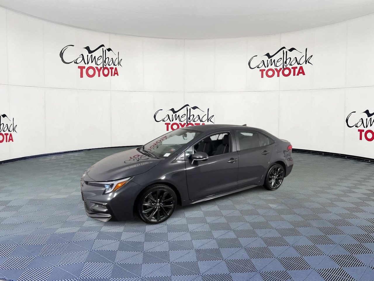 Used 2025 Toyota Corolla SE FWD image 7