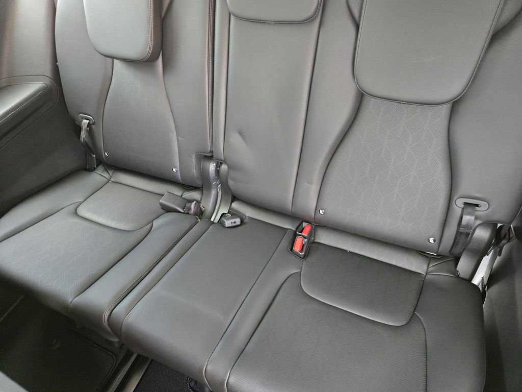 New 2026 Kia Carnival SX FWD image 21