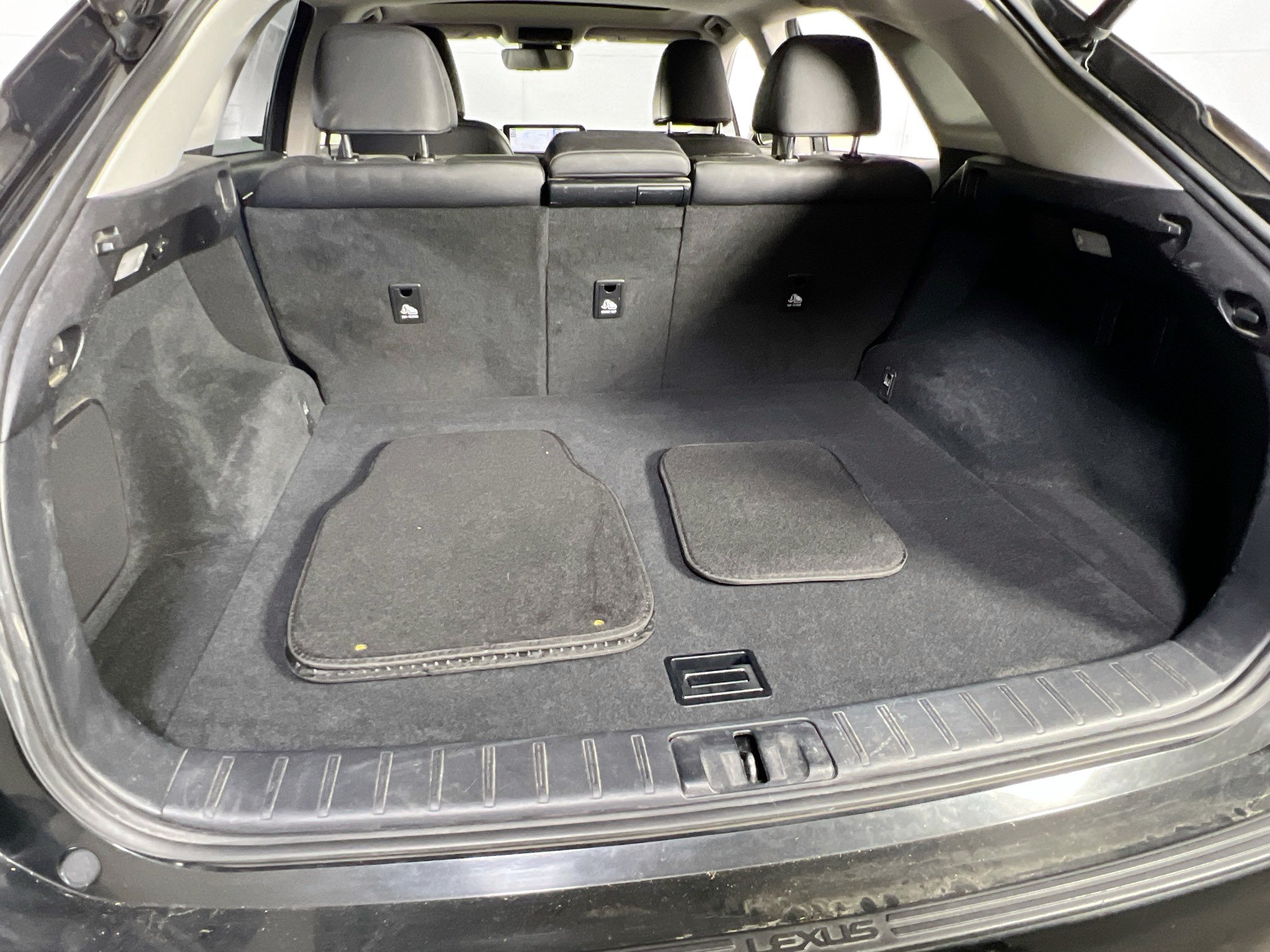 Used 2019 Lexus RX 350 AWD w/ Navigation Package image 25
