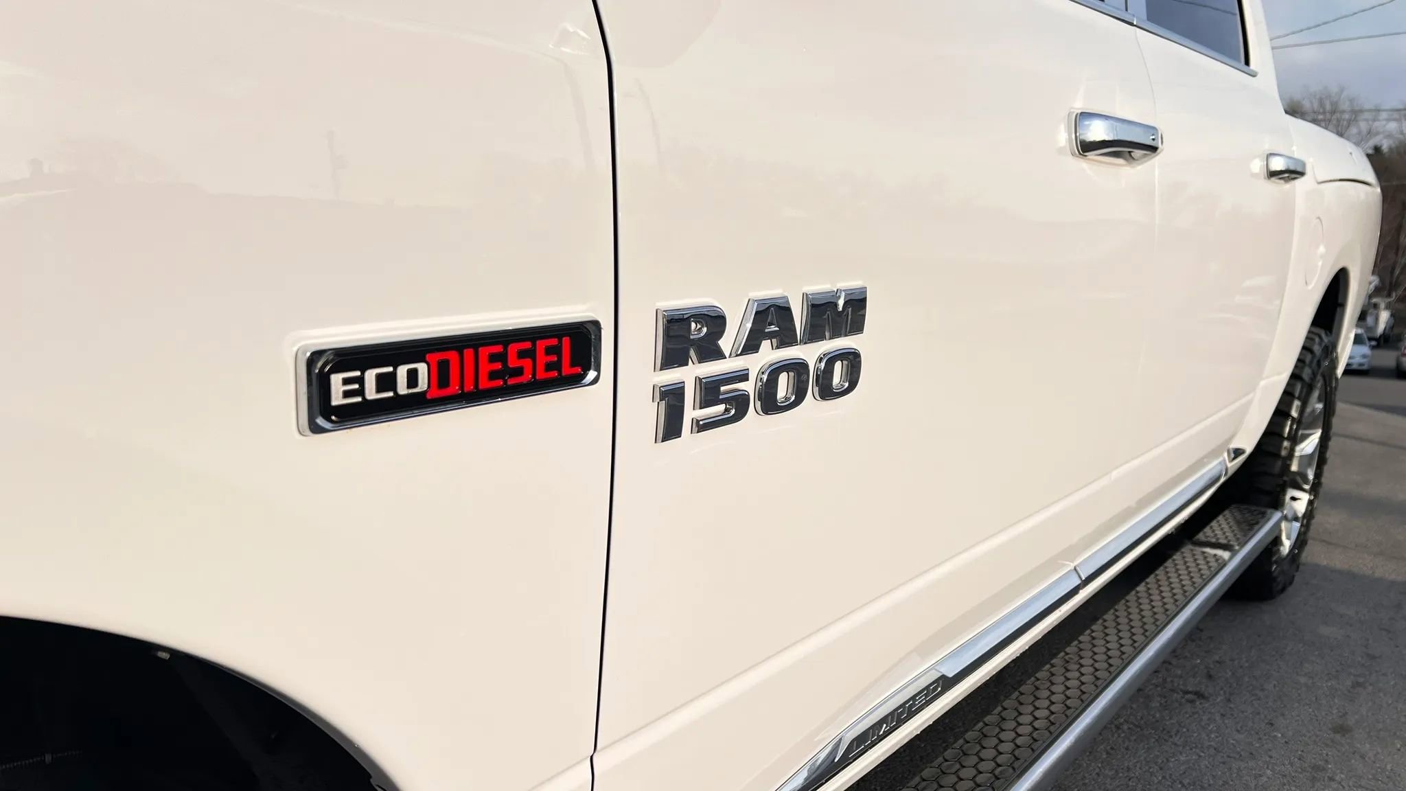 Used 2016 RAM 1500 Limited AWD/4WD image 8