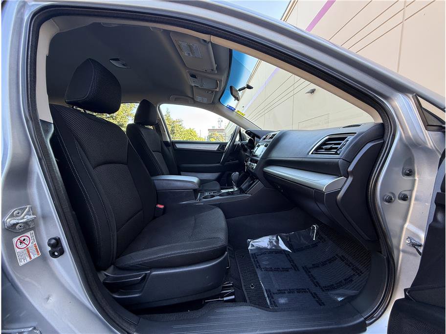 Used 2017 Subaru Outback 2.5i image 38