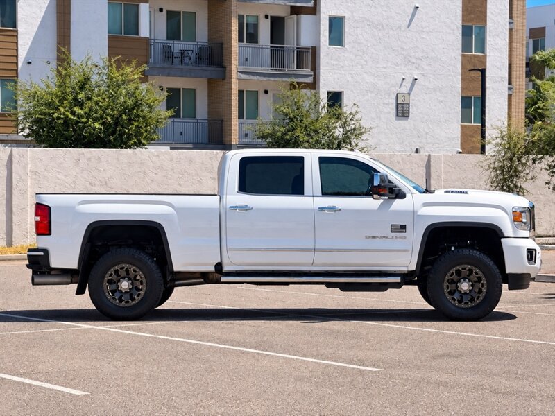 Used 2017 GMC Sierra 2500 Denali w/ Duramax Plus Package AWD/4WD image 3