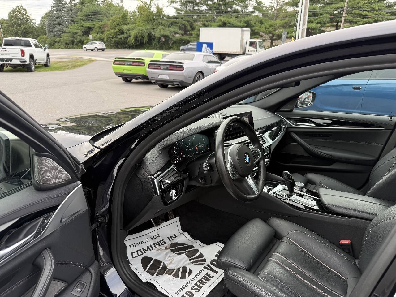 Used 2019 BMW M550i xDrive w/ Dynamic Handling Package AWD/4WD image 17