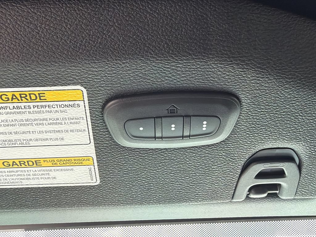 Used 2022 Jeep Wrangler Unlimited Sahara w/ Safety Group AWD/4WD image 34
