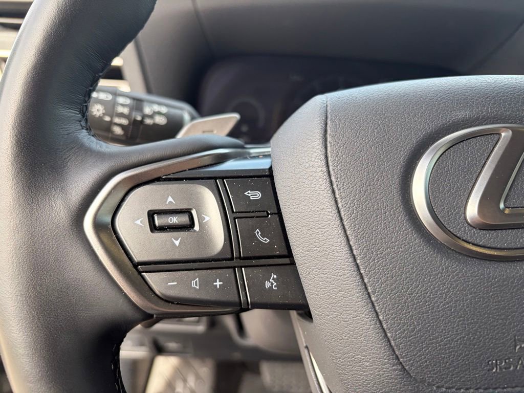 Used 2025 Lexus GX 550 AWD/4WD image 31