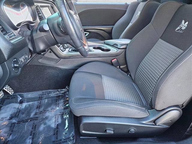 Used 2022 Dodge Challenger R/T Scat Pack RWD image 15