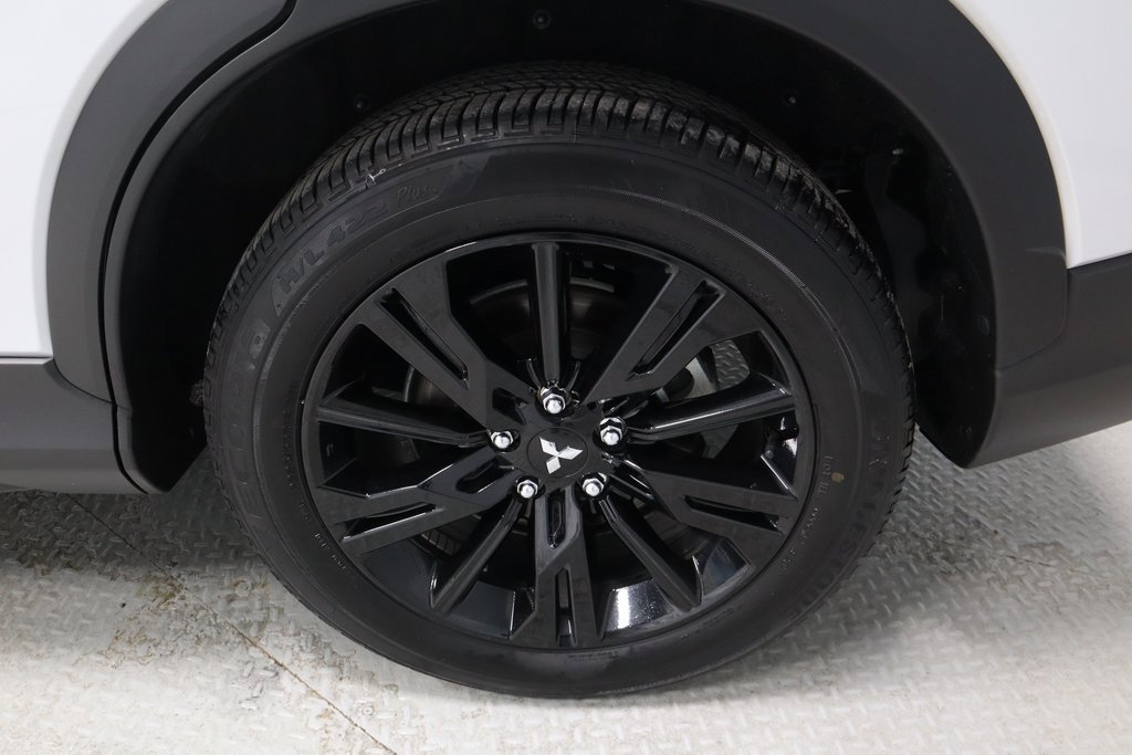 Used 2024 Mitsubishi Eclipse Cross LE image 19