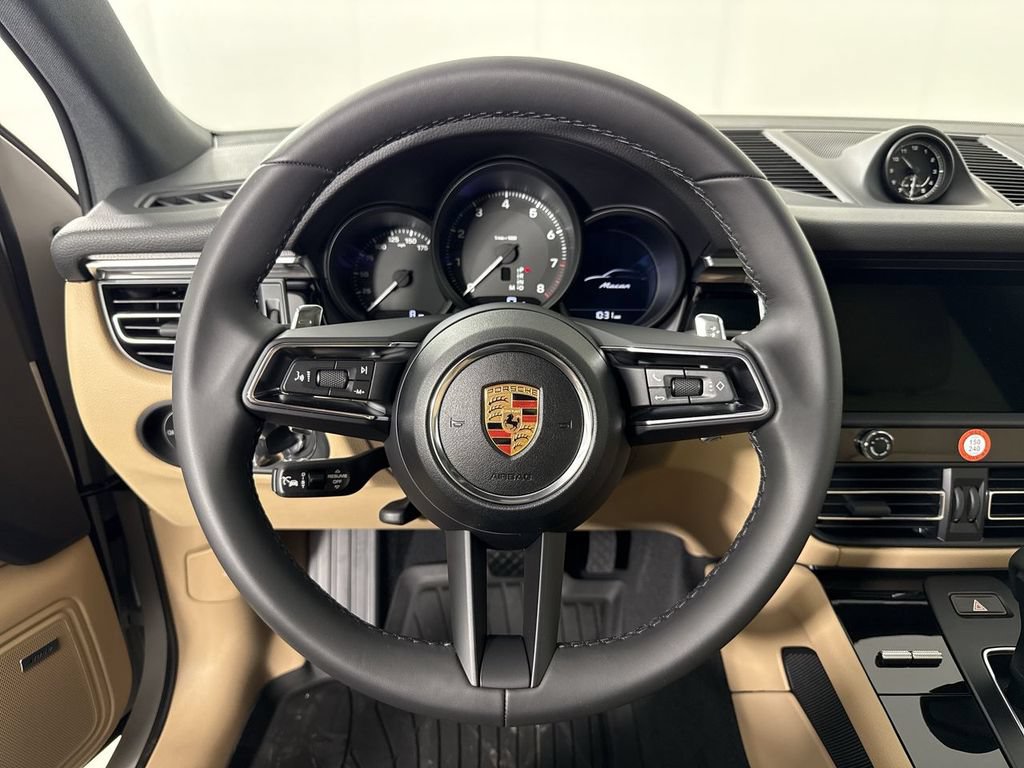 New 2026 Porsche Macan AWD/4WD image 36
