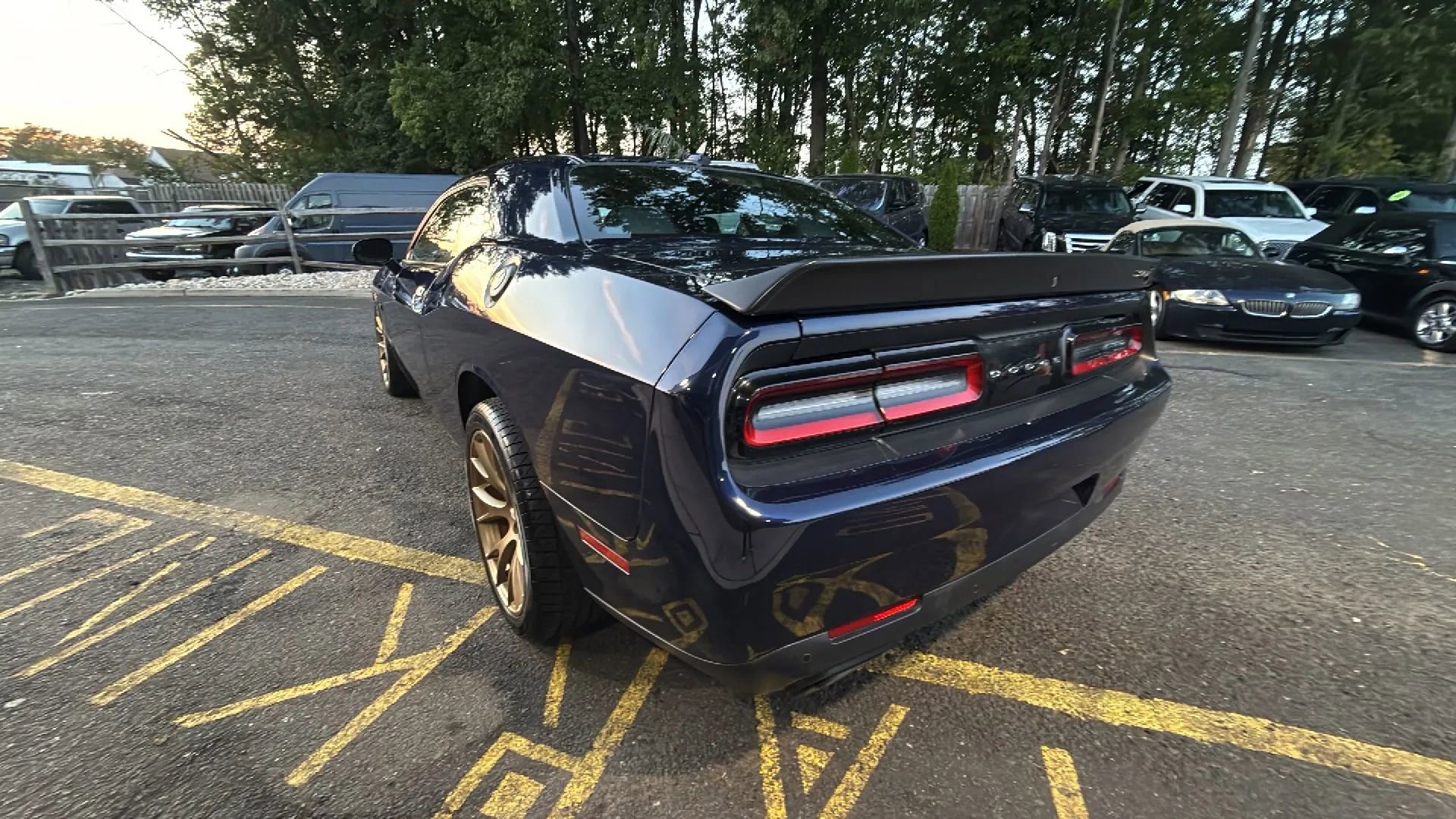 Used 2016 Dodge Challenger SRT Hellcat image 4