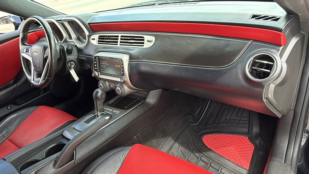 Used 2015 Chevrolet Camaro LT w/ 1LT Preferred Package image 34