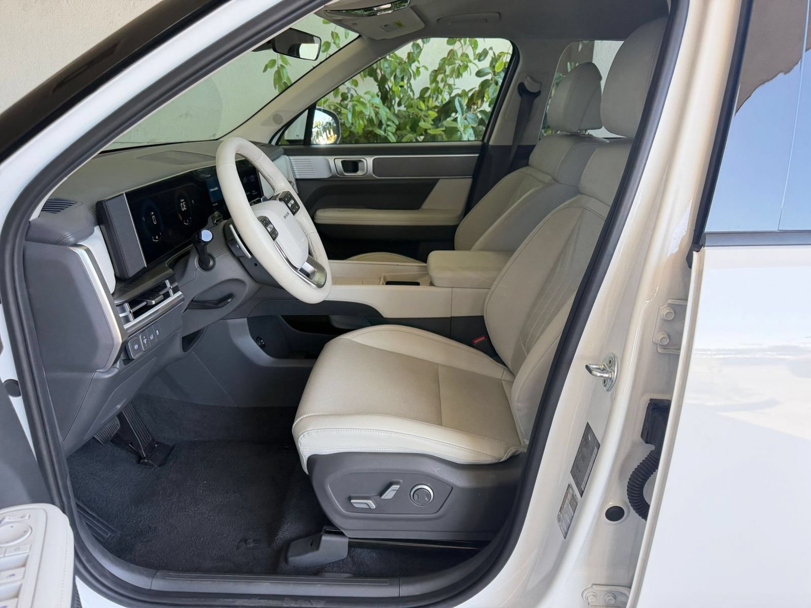 Used 2026 Hyundai Santa Fe SEL FWD image 29