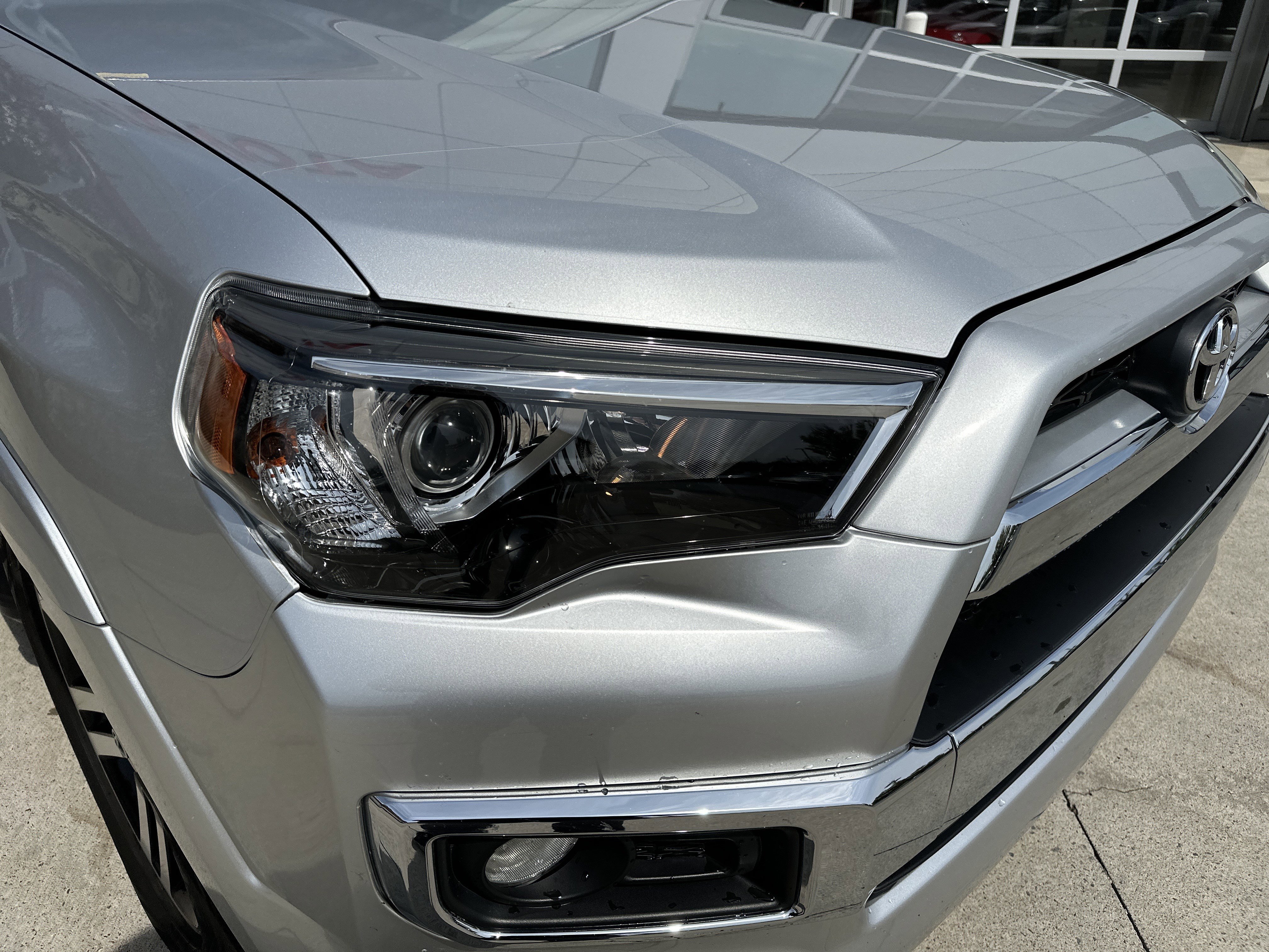 Used 2019 Toyota 4Runner Limited image 38