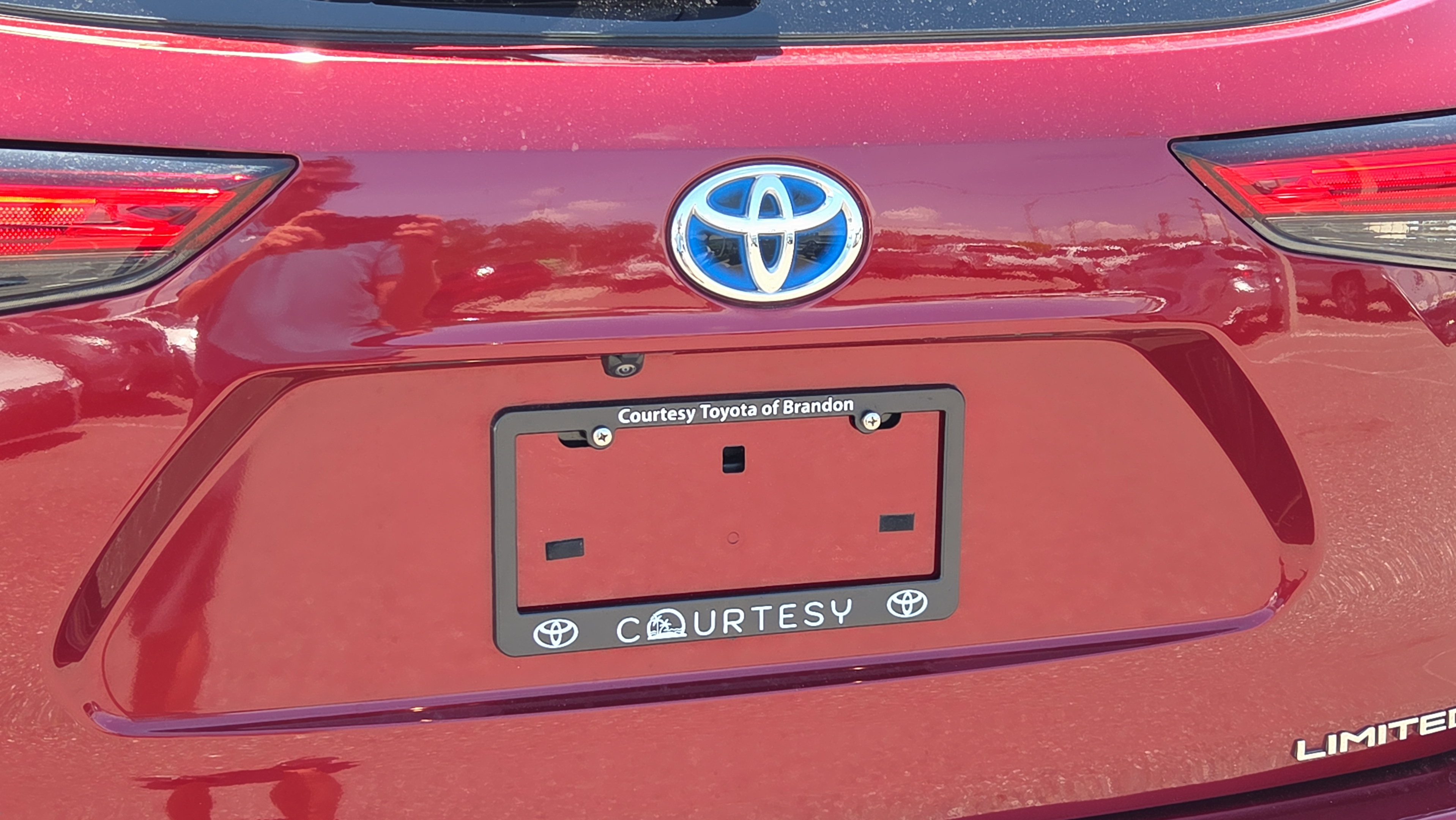Certified 2021 Toyota Highlander Limited AWD/4WD image 31