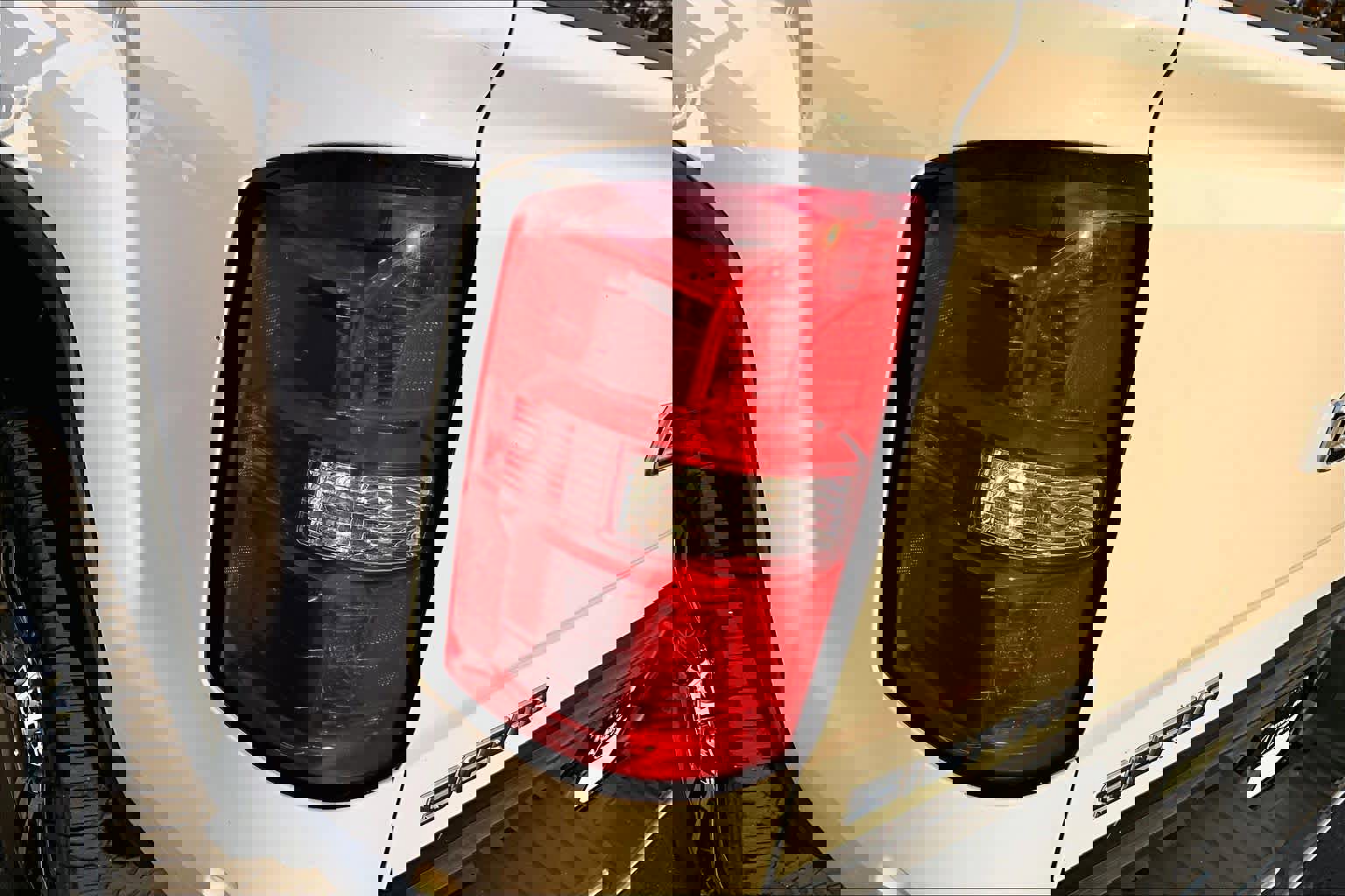 Used 2018 GMC Sierra 2500 4x4 Crew Cab w/ Sierra Convenience Package image 28