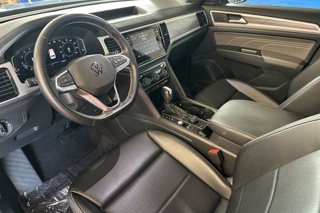 Certified 2022 Volkswagen Atlas Cross Sport SE AWD/4WD image 12