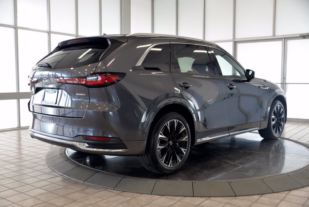 Certified 2024 MAZDA CX-90 3.3 Turbo S w/ Premium Plus AWD/4WD image 8