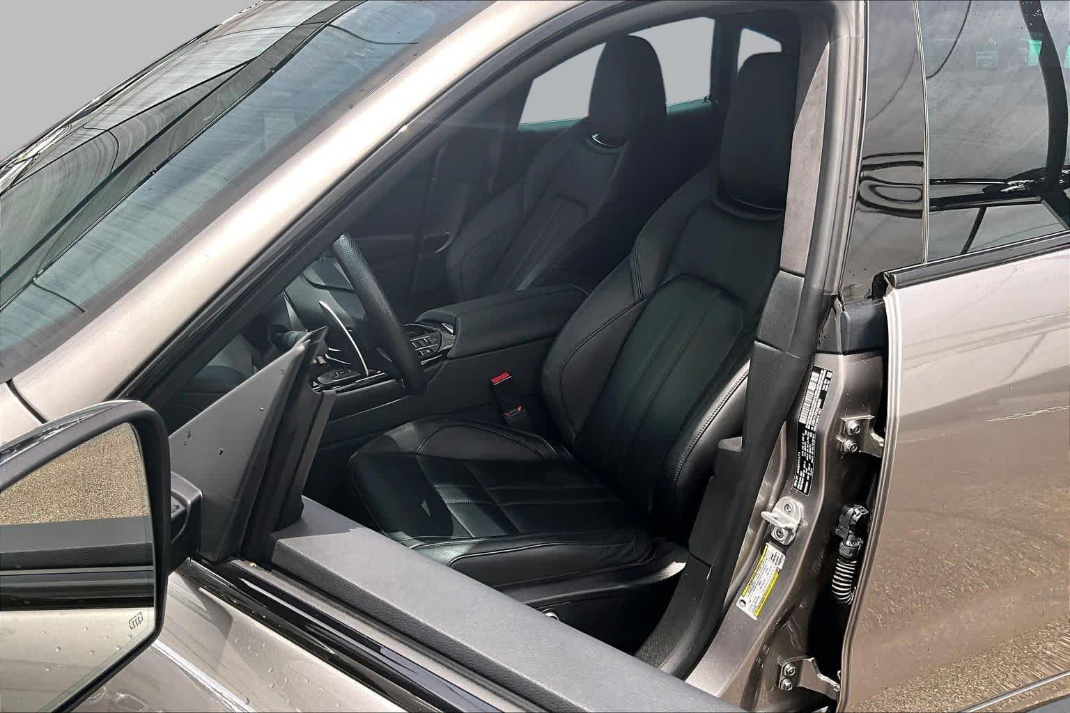 Used 2022 Maserati Levante Modena AWD/4WD image 7