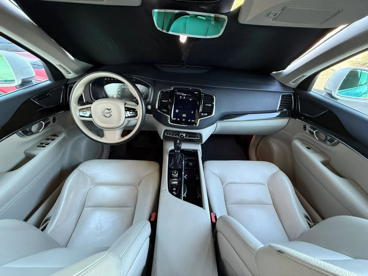 Used 2018 Volvo XC90 T6 Momentum w/ Convenience Package AWD/4WD image 48
