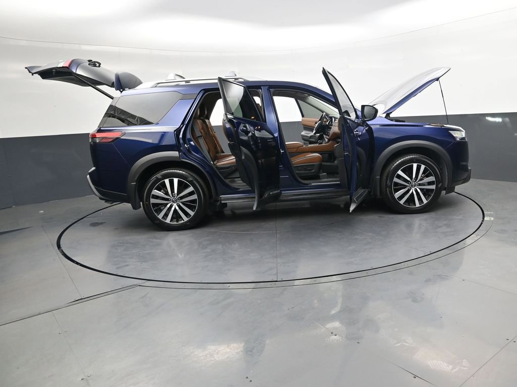 Used 2023 Nissan Pathfinder Platinum AWD/4WD image 47