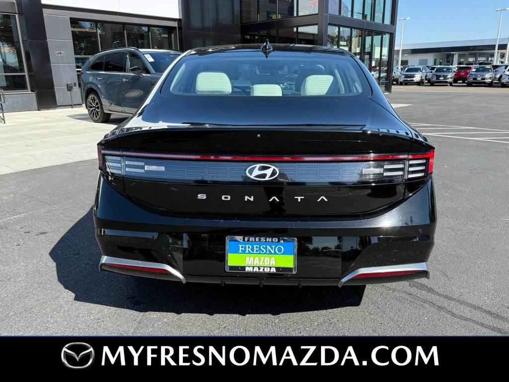 Used 2024 Hyundai Sonata SEL FWD image 9