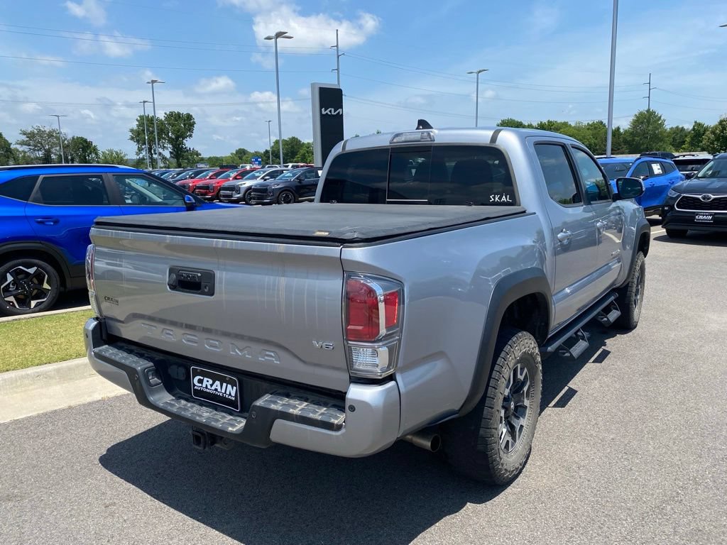 Used 2020 Toyota Tacoma TRD Off-Road w/ Technology Package RWD image 8