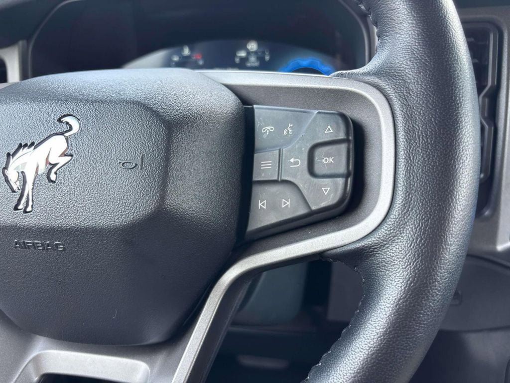 Used 2025 Ford Bronco Badlands AWD/4WD image 18