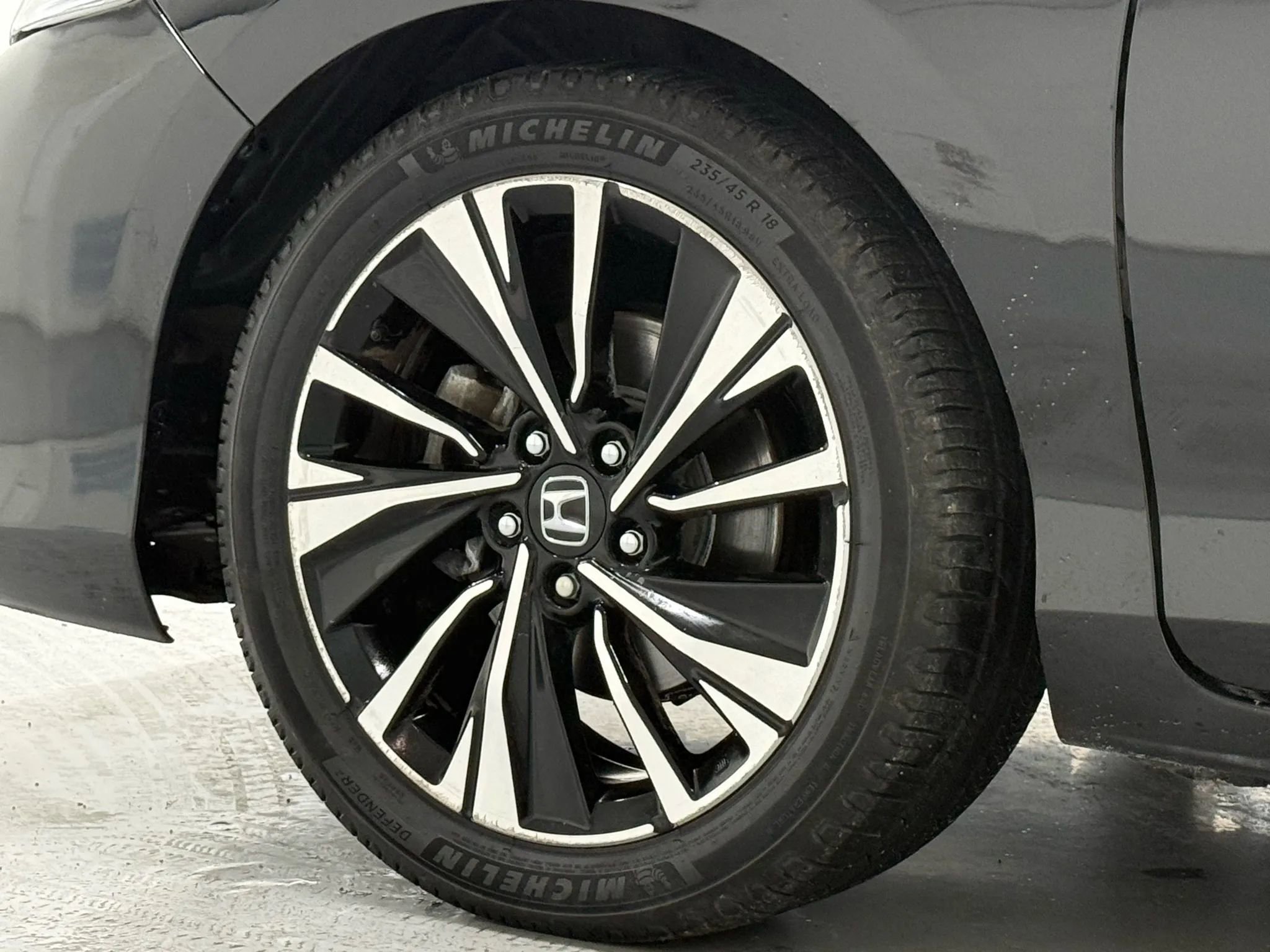 Used 2017 Honda Accord EX-L image 30