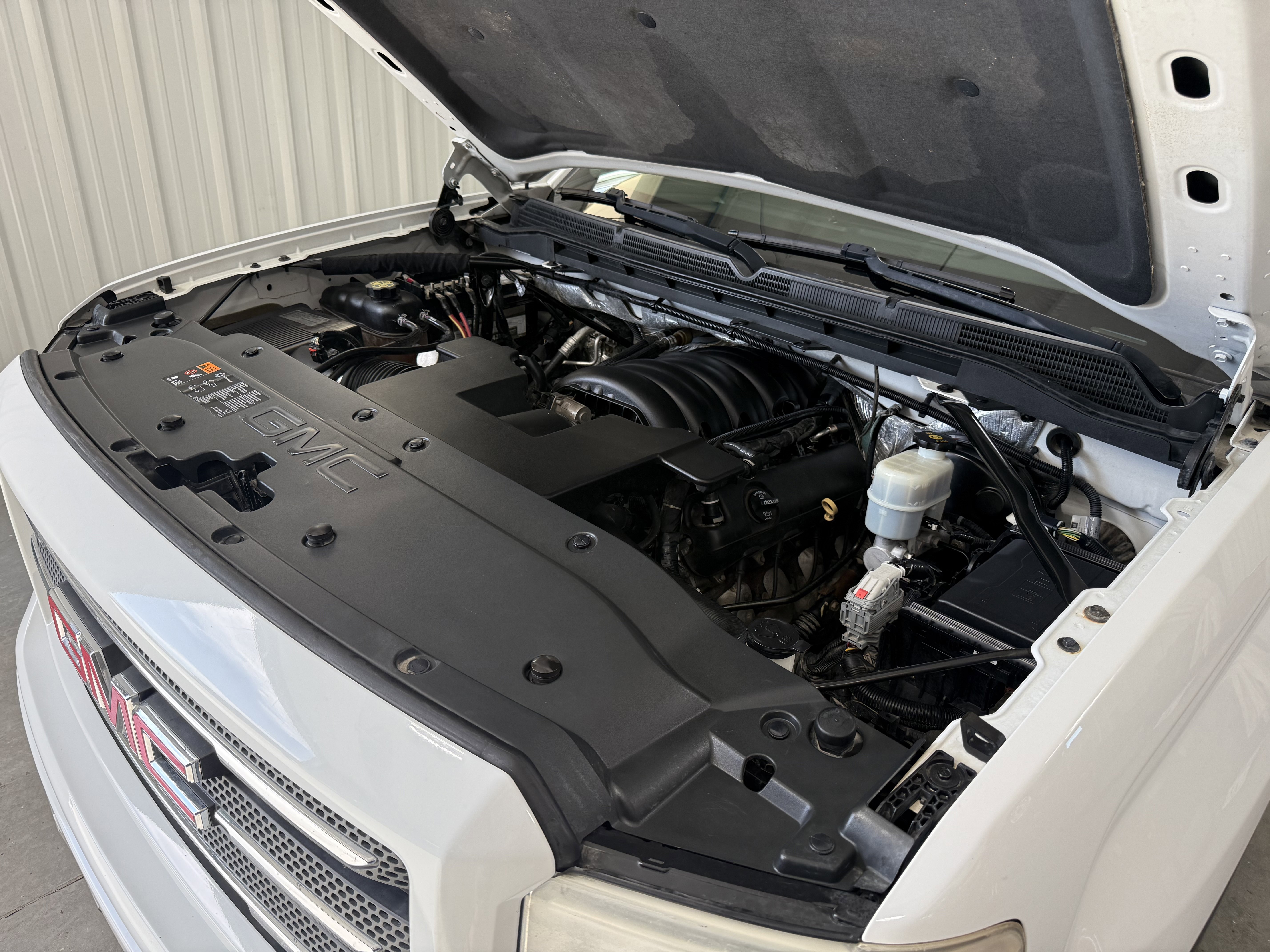 Used 2014 GMC Sierra 1500 SLT w/ All-Terrain Package image 15