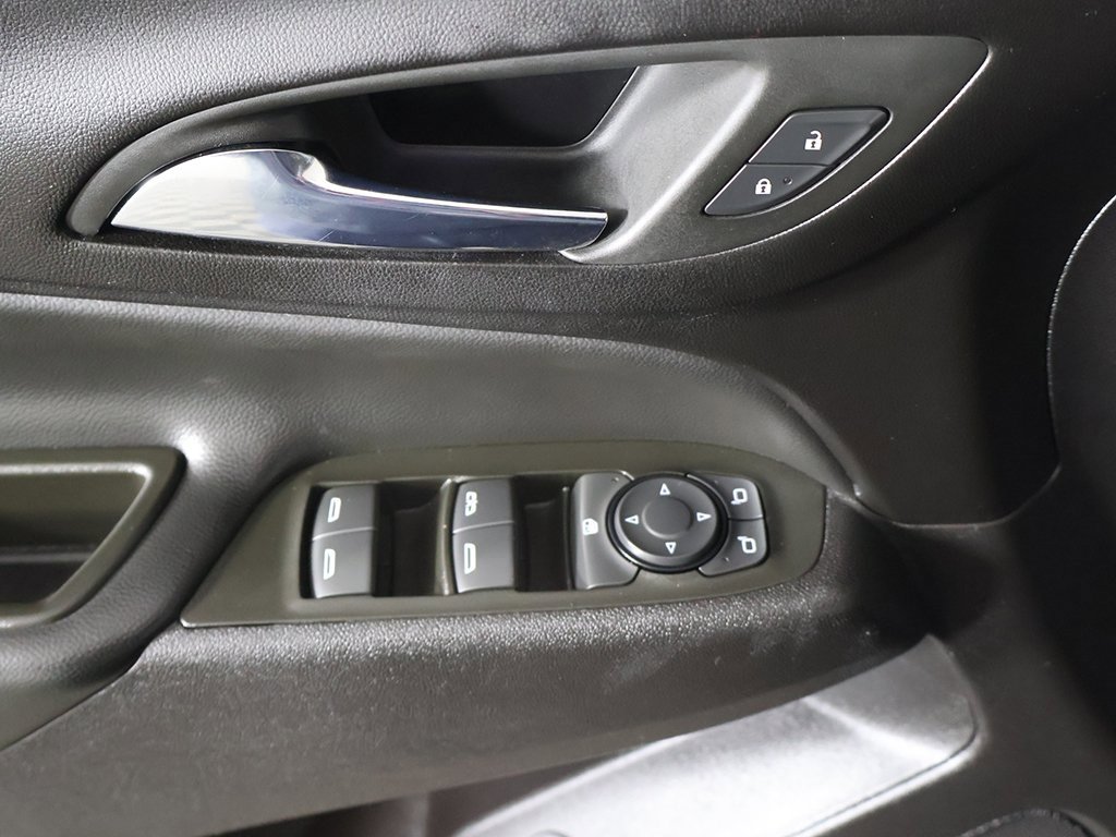 Used 2024 Chevrolet Equinox LT image 29