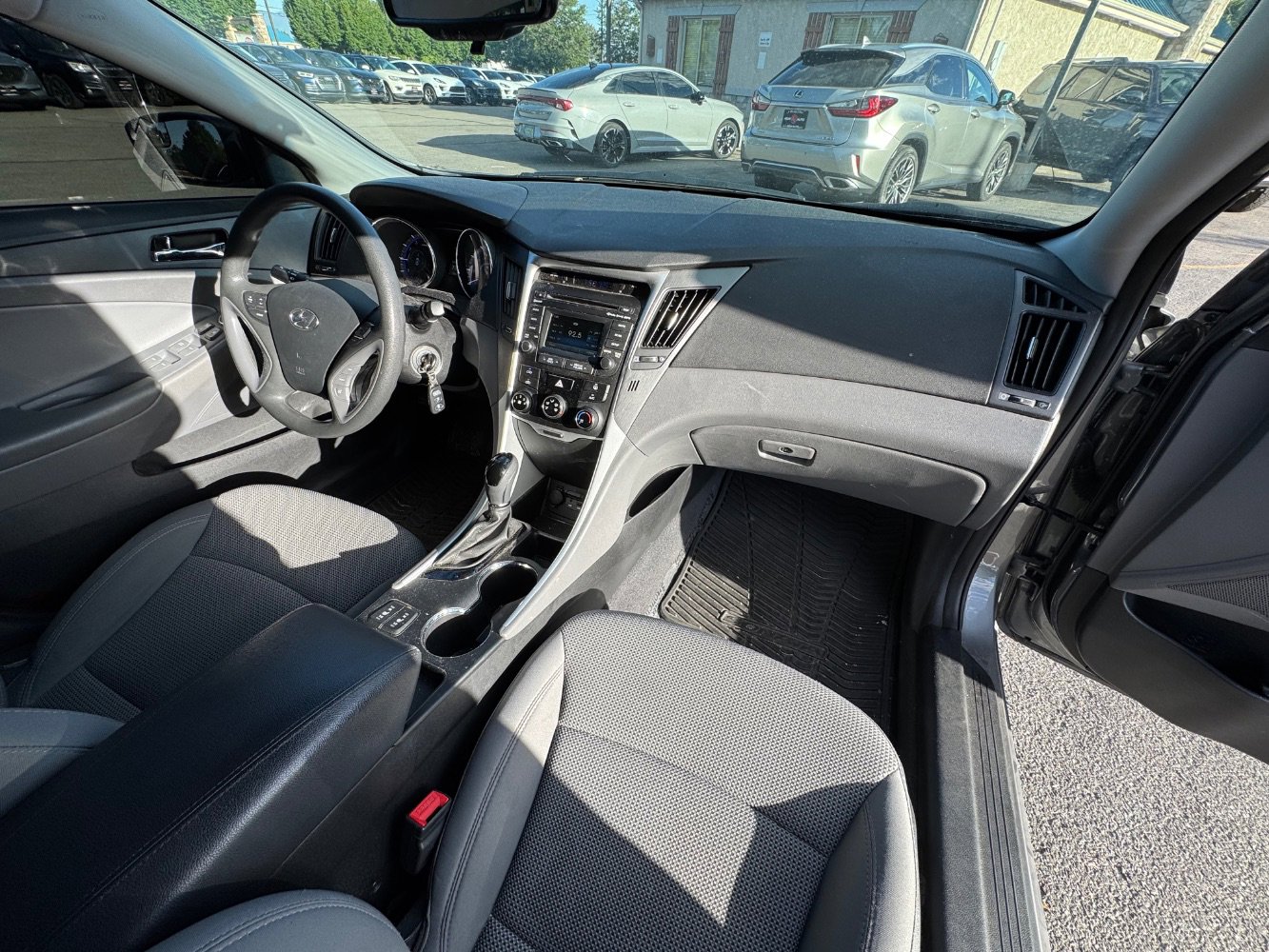 Used 2014 Hyundai Sonata GLS w/ Popular Equipment Group 2 FWD image 9