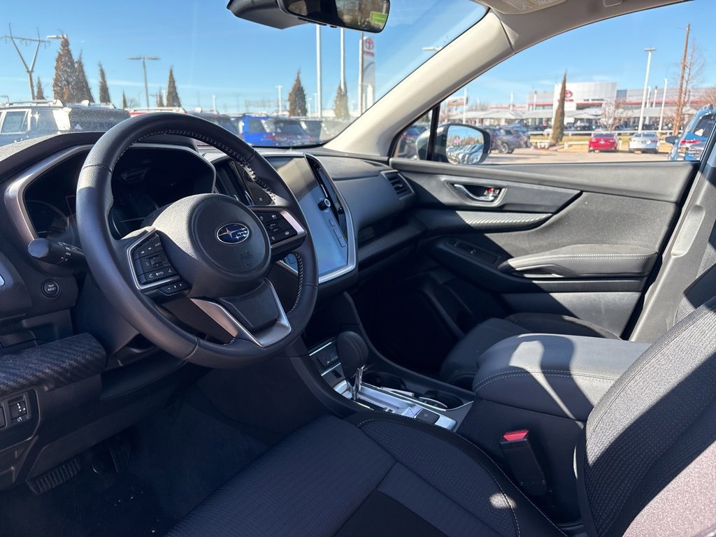 Used 2024 Subaru Ascent Premium w/ Convenience Package image 3