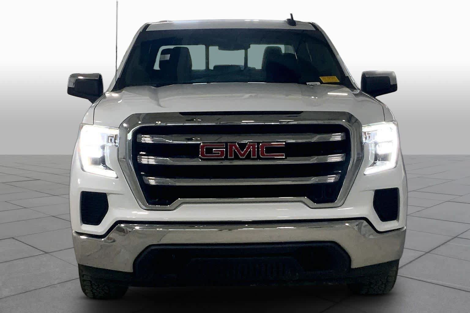 Used 2021 GMC Sierra 1500 SLE w/ X31 Off-Road Package AWD/4WD image 4