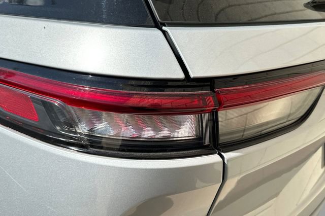 Used 2022 Jeep Grand Cherokee Limited 4xe w/ Luxury Tech Group II image 13