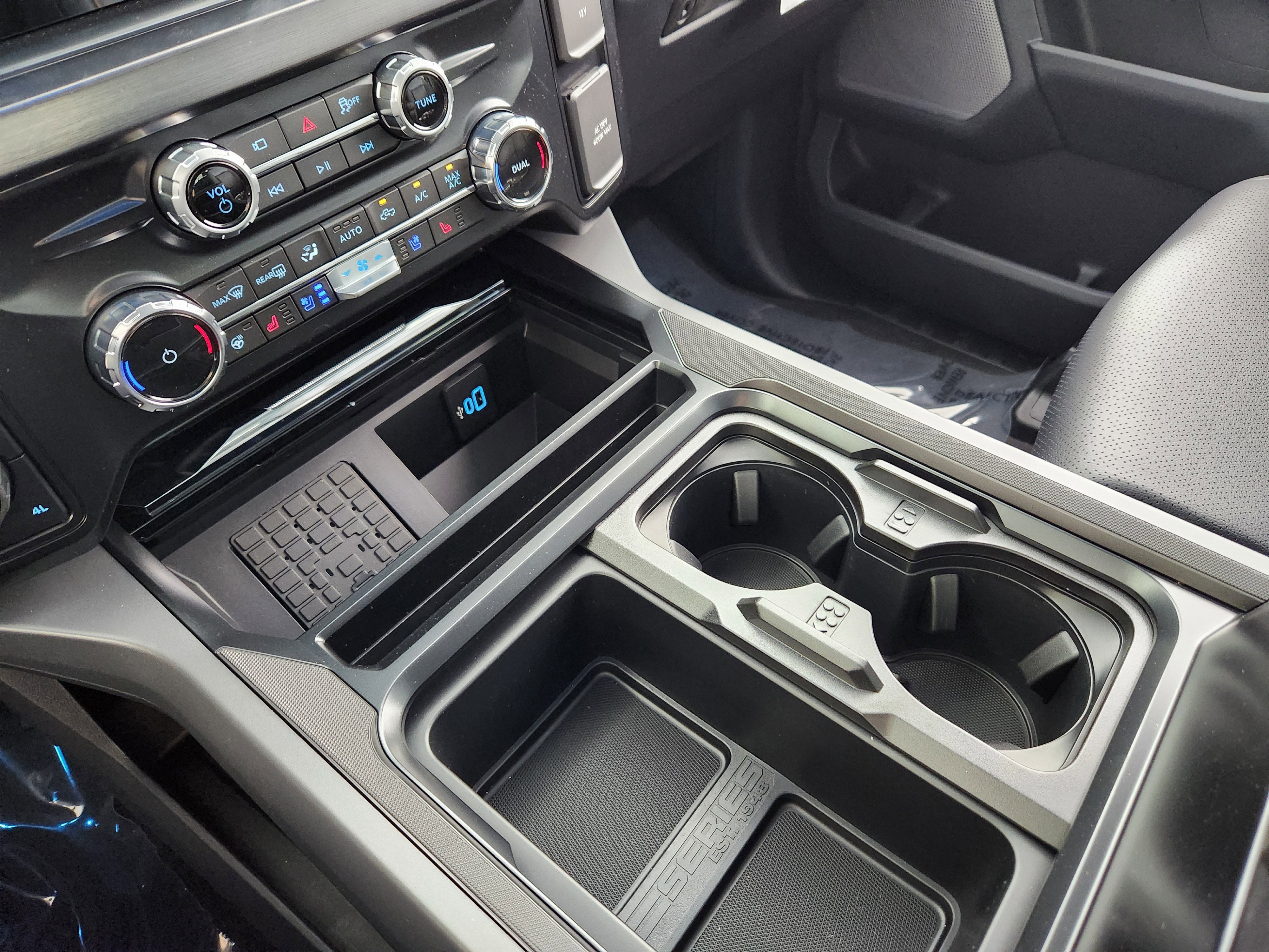 New 2026 Ford F350 Lariat image 16