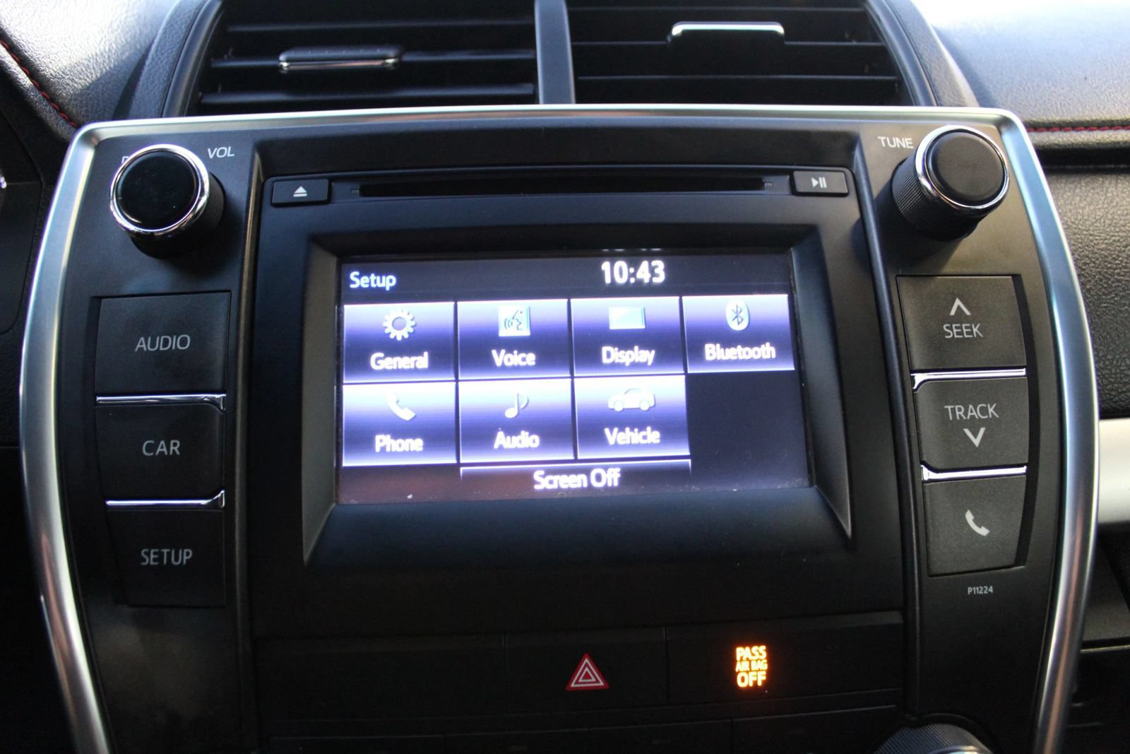 Used 2016 Toyota Camry SE FWD image 17