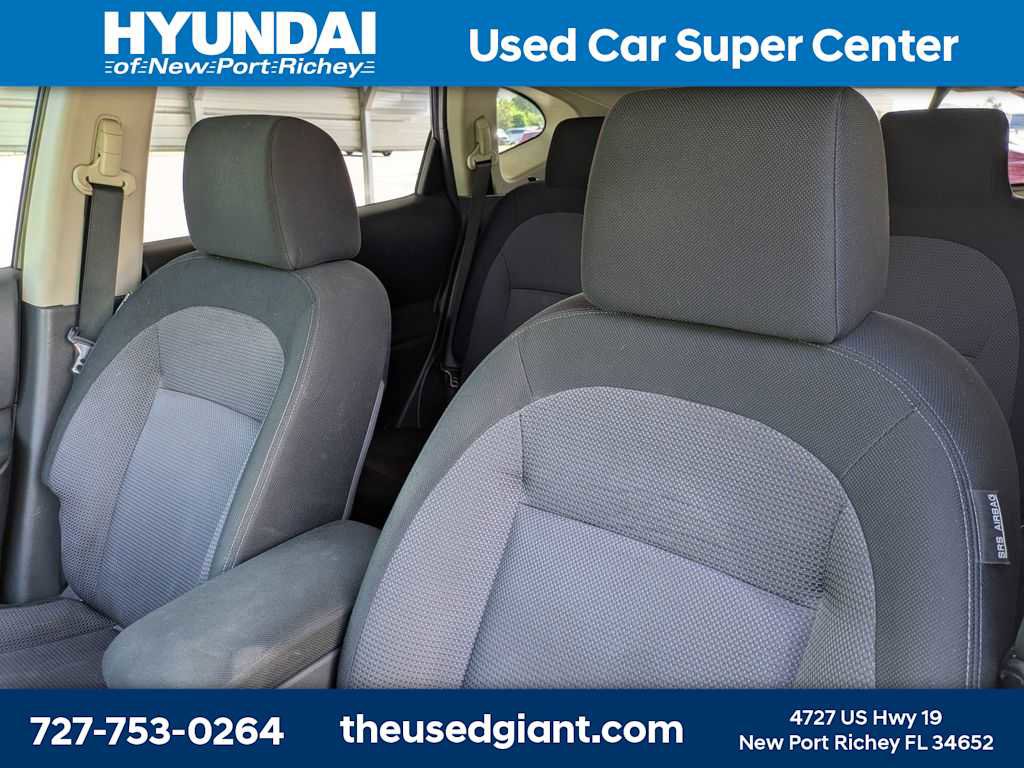 Used 2013 Nissan Rogue SV w/ Premium Pkg AWD/4WD image 7