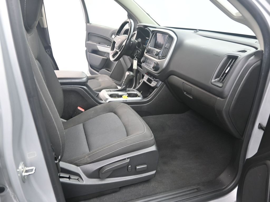 Used 2019 Chevrolet Colorado LT w/ LT Convenience Package image 19
