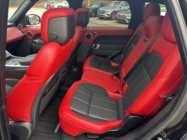 Used 2022 Land Rover Range Rover Sport HST image 9