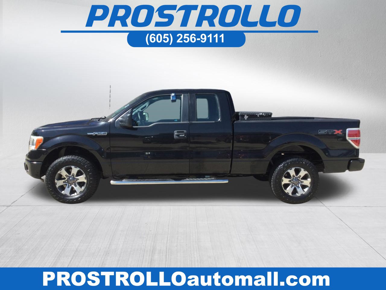 Used 2013 Ford F150 STX w/ Mid Equipment Group AWD/4WD image 1