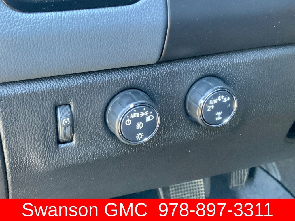 Used 2021 Chevrolet Colorado Z71 AWD/4WD image 17
