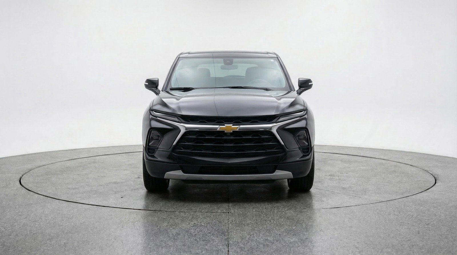 Used 2025 Chevrolet Blazer LT image 1