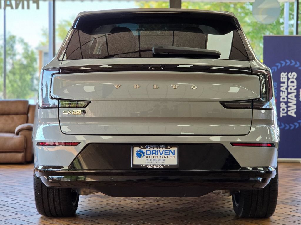 Used 2025 Volvo EX90 Ultra AWD/4WD image 10