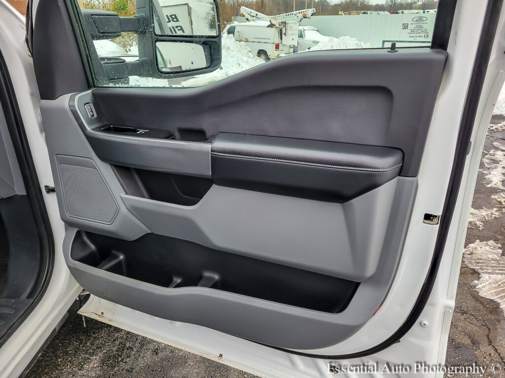 Used 2023 Ford F250 XLT image 30