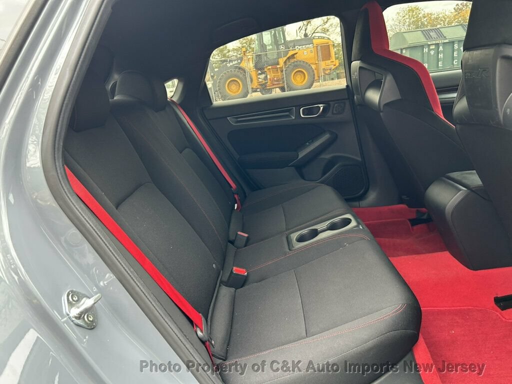 Used 2023 Honda Civic Type R image 32