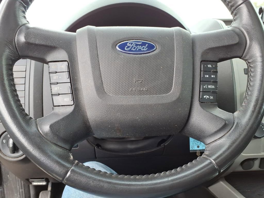Used 2010 Ford Escape XLT AWD/4WD image 23
