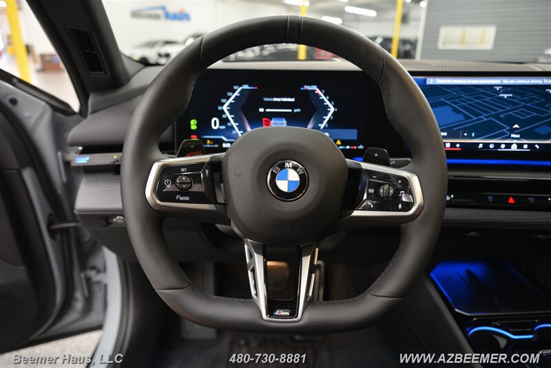 Used 2026 BMW 530i w/ M Sport Package RWD image 34