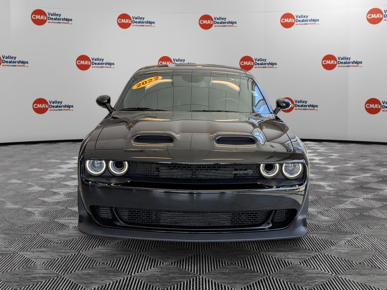 Used 2022 Dodge Challenger SRT Hellcat RWD image 2