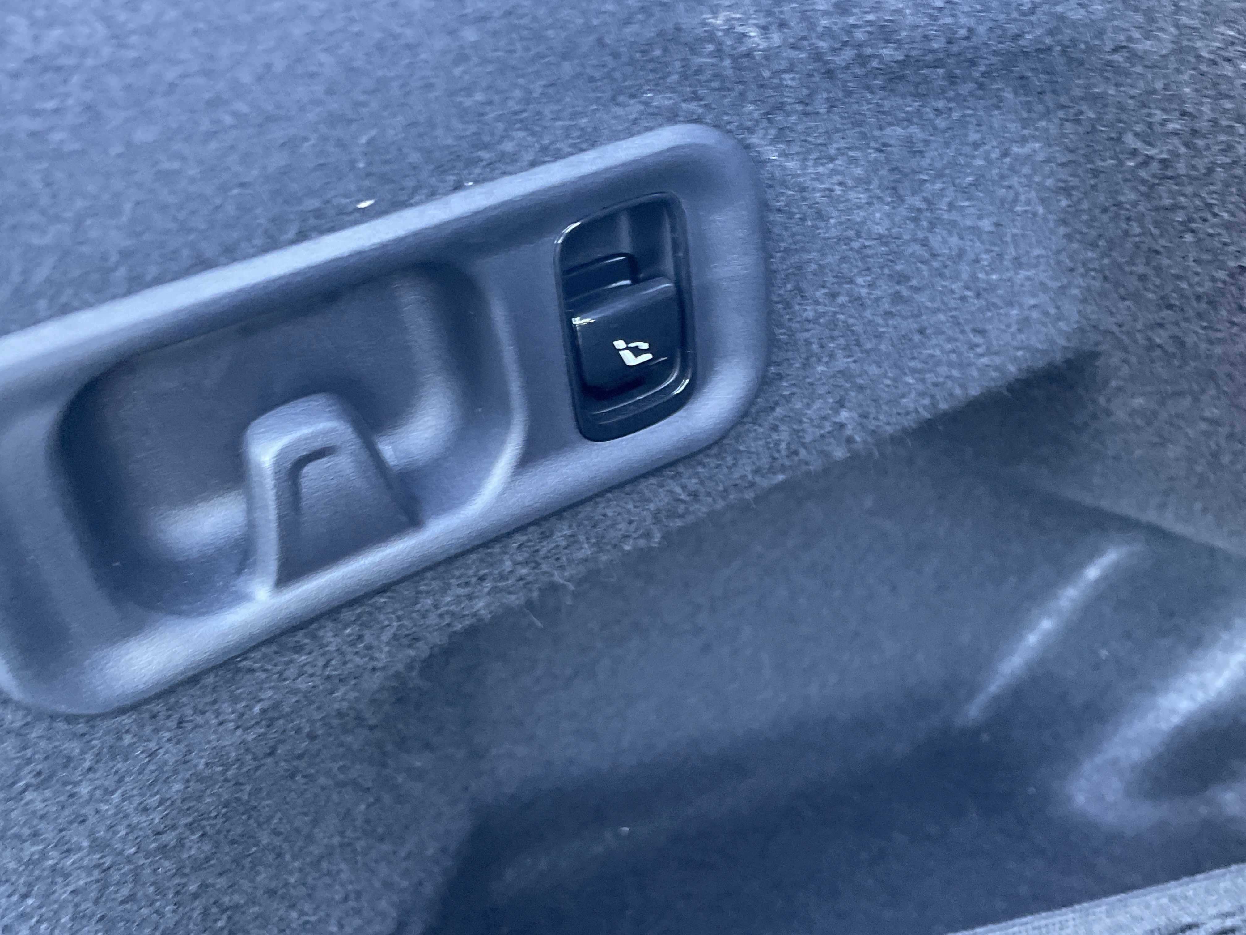 Certified 2024 Mercedes-Benz E 450 E 450 4MATIC Sedan image 11